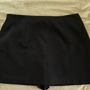 Abercrombie and Fitch Black Mini Skirt